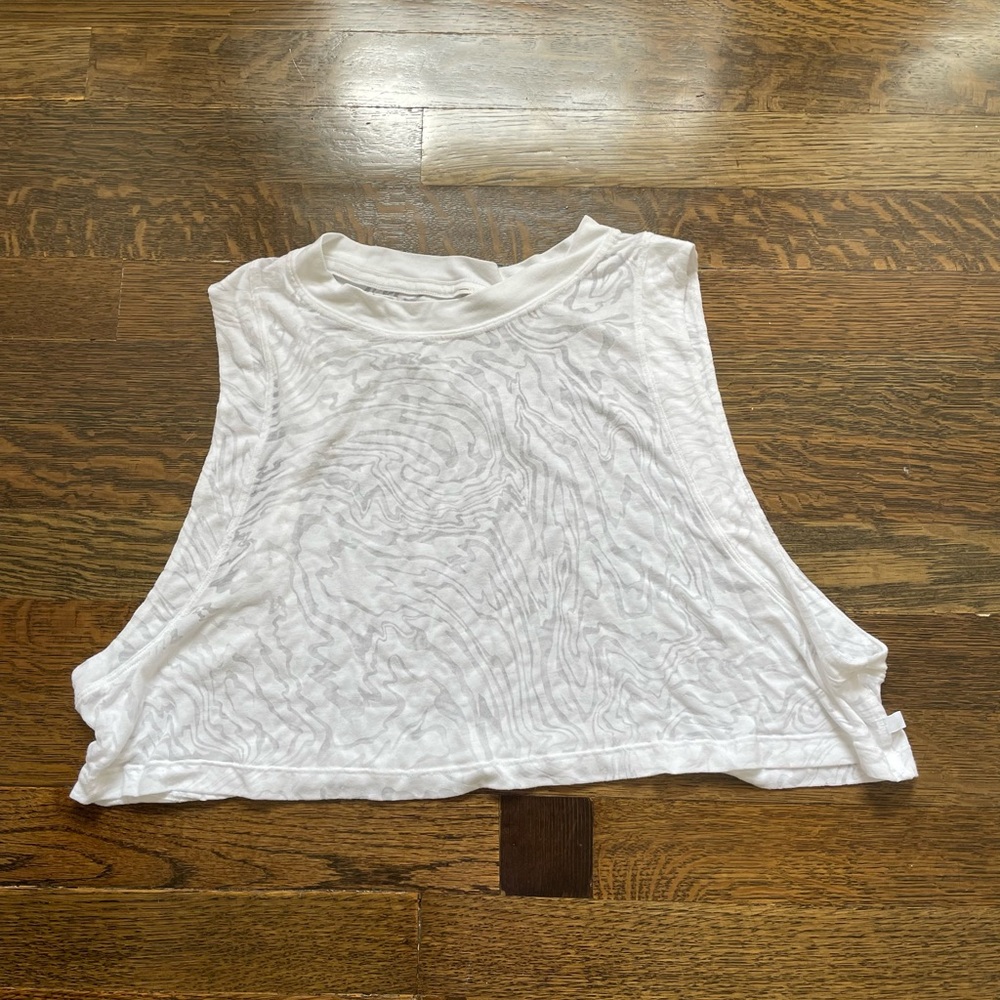 lululemon sheer muscle tank